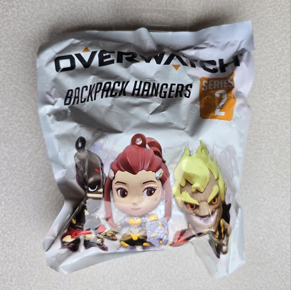 ❓️ Mystery Overwatch Backpack Hanger Series 2
